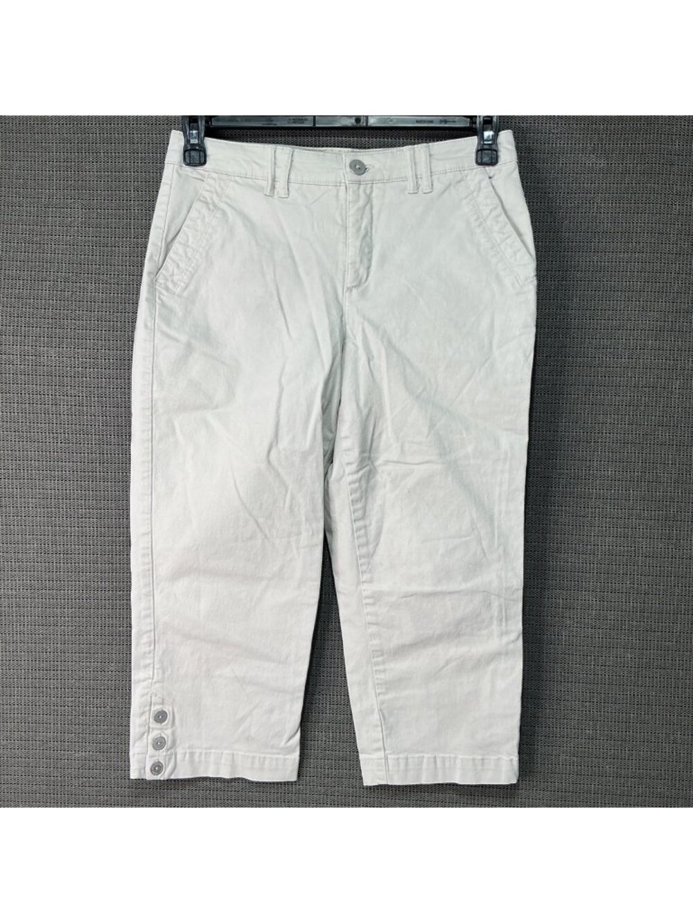 Gloria Vanderbilt Women's Straight-Leg Capri Pants Size 6 Beige Khaki Cotton